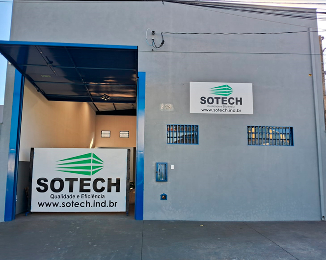Equipe Sotech com sopradores de fuligem